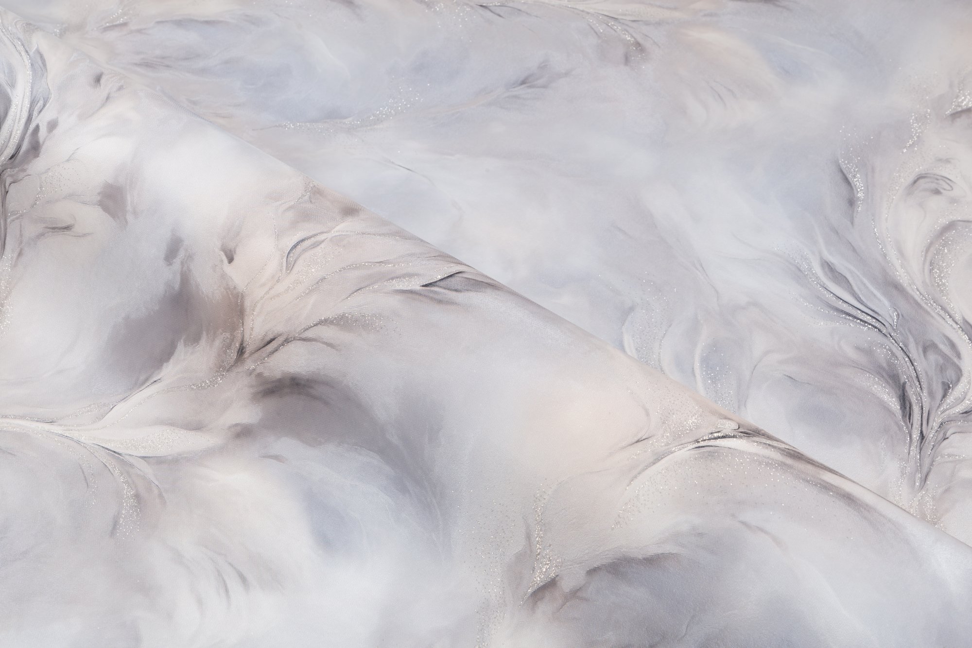 CAT_MACRO_PHOTOaI_HC72370-42_(4)