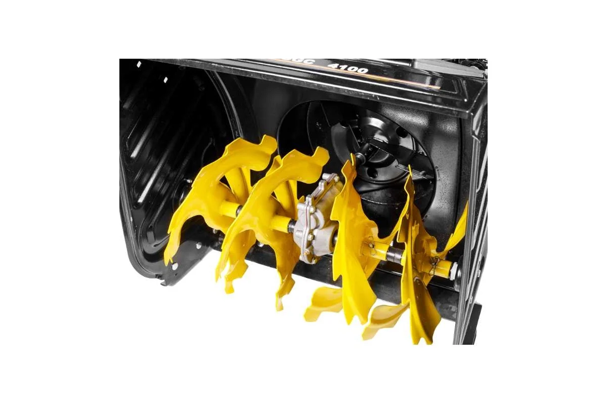 Snegouborshchik_Huter_SGC_4100_08