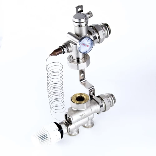 nasosno-smesitelnyy_uzel_dlya_kollektora_rtp_1x1_1_2_bez_nasosa_latun_f2